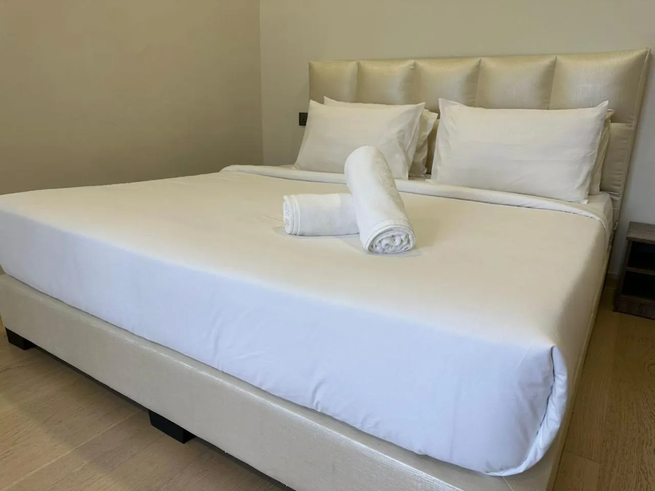 Kl Apartment At Star Klcc 쿠알라룸푸르 0*,